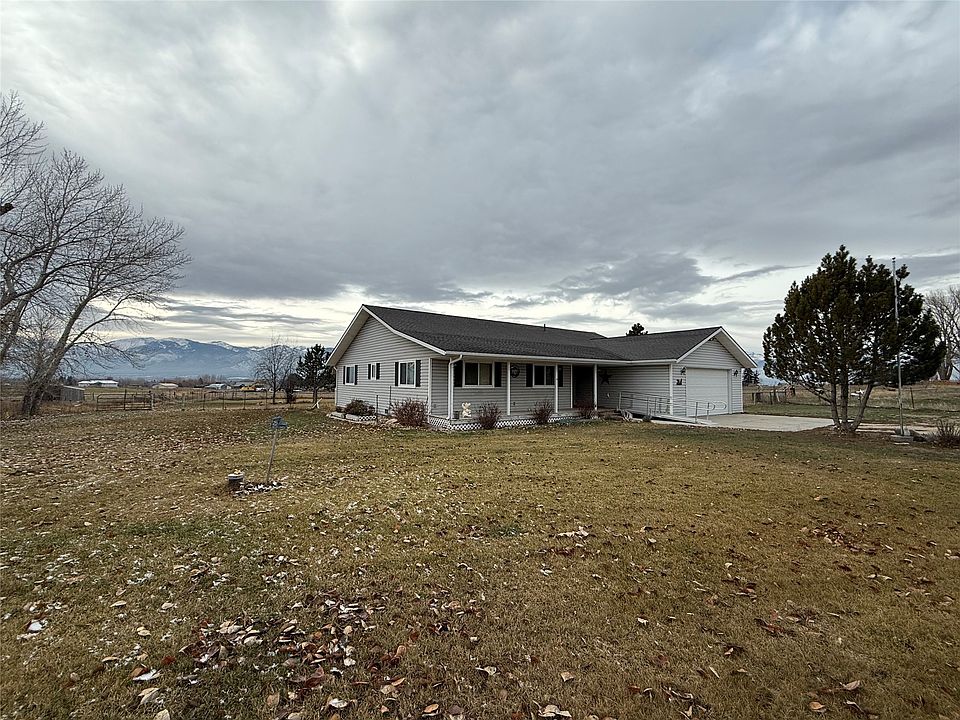 1st image of 713 Saras Pl