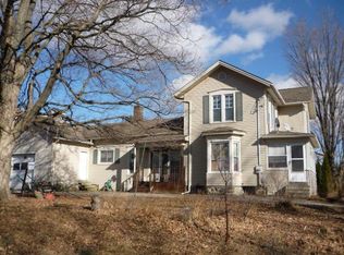 13460 Sharon Valley Rd, Grass Lake, MI 49240