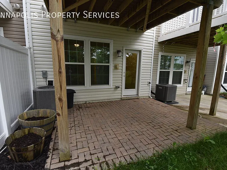 2818 Etley Ct — Photo 56
