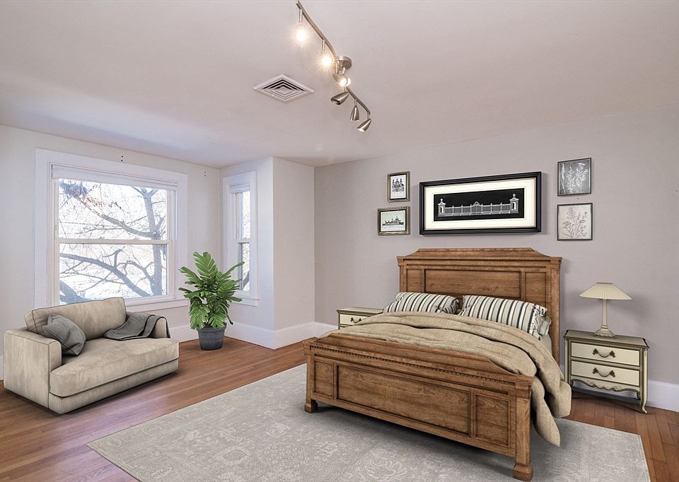 1st image of 21 Lyman Rd #B