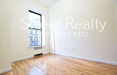 Rented by Street Realty Brokerage LLC