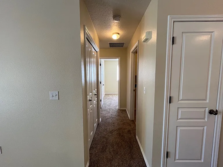 16426 N Asbury Dr — Photo 12