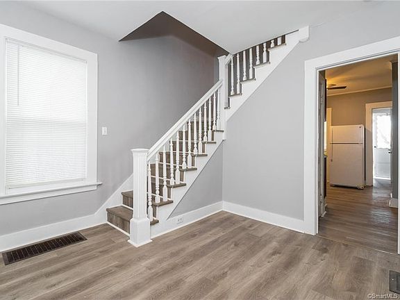 4th image of 144 Gorham Ave