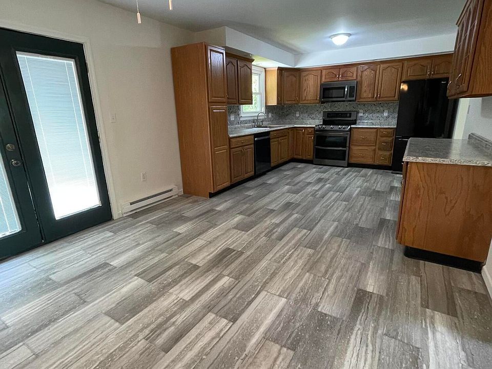 3128 Godfrey Ridge Dr, Stroudsburg, PA 18360 Zillow