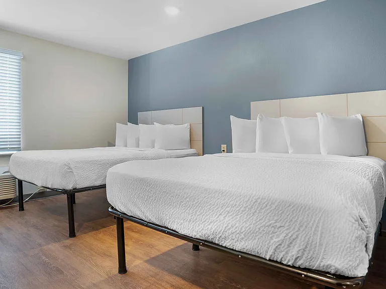 Studio Suite - 2 Queen Beds