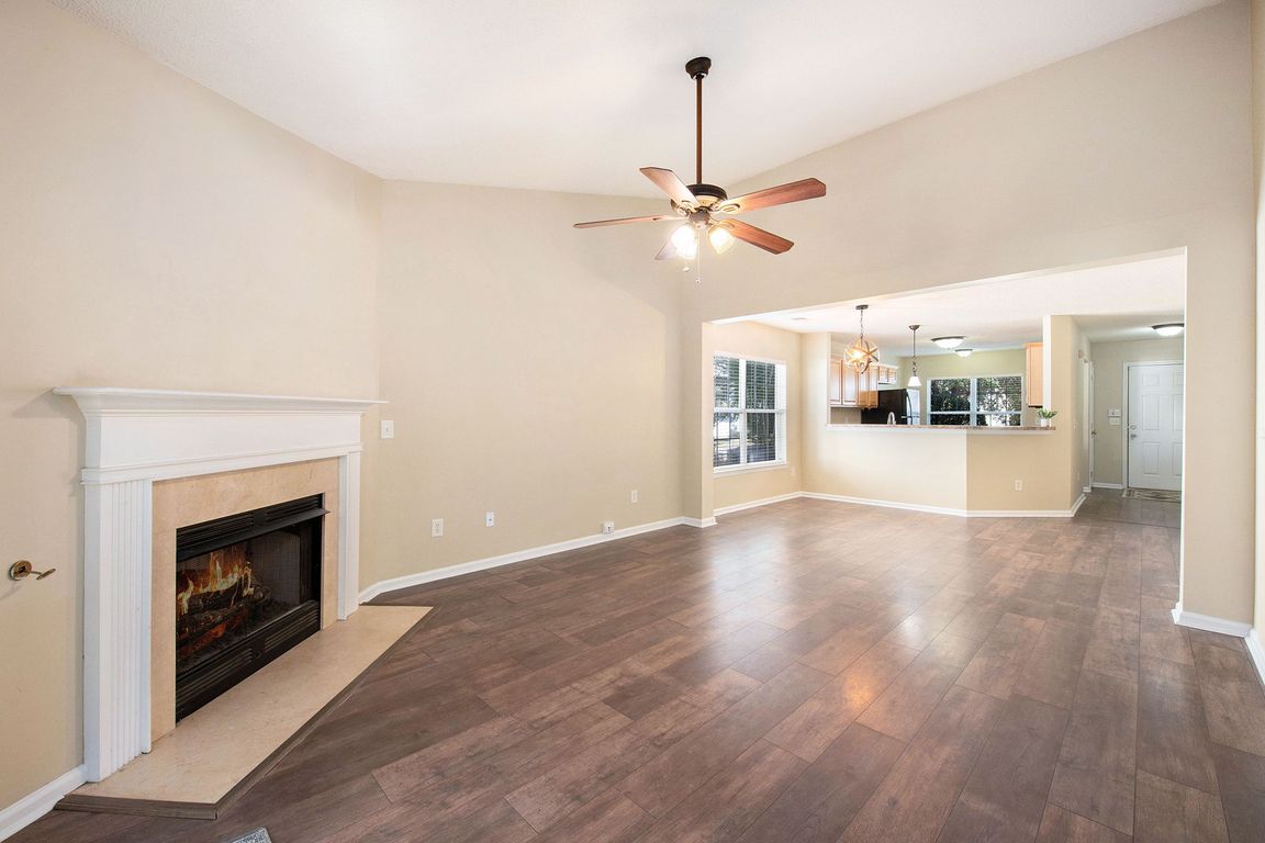 next background image