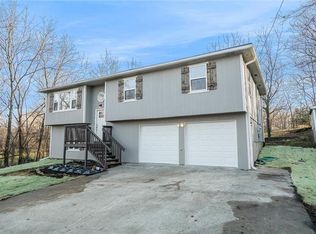 13142 158th St, Linwood, KS 66052