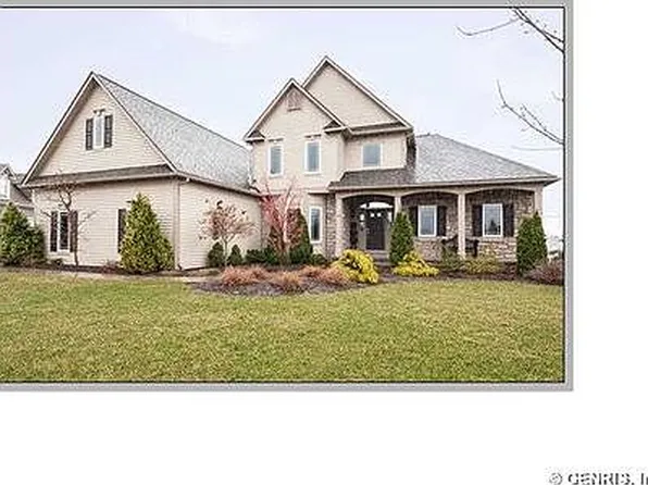 15 Beach Flint Way, Victor, NY 14564