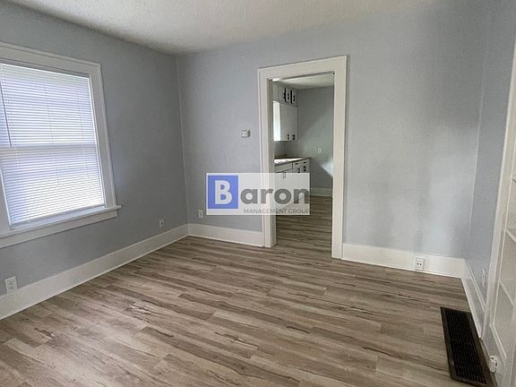 2nd image of 501 S 34th St