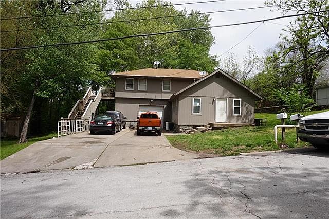 1st image of 1820 Bunker Ave