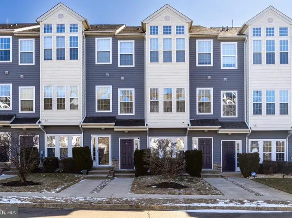 9 Fox Ct, Delanco, NJ 08075