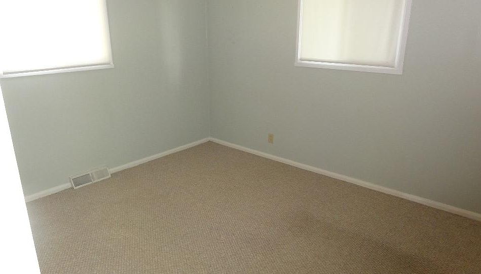 1st image of 3804 Krug Ave