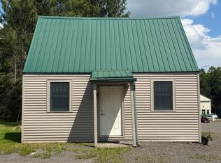 530 Cascade Valley Rd, Windsor, NY 13865