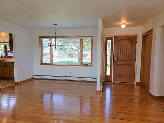 Entry, dining area open to living area