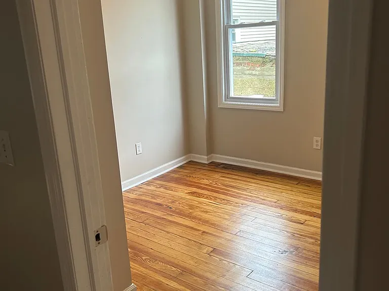 18 Winfield Ave #1 — Photo 8