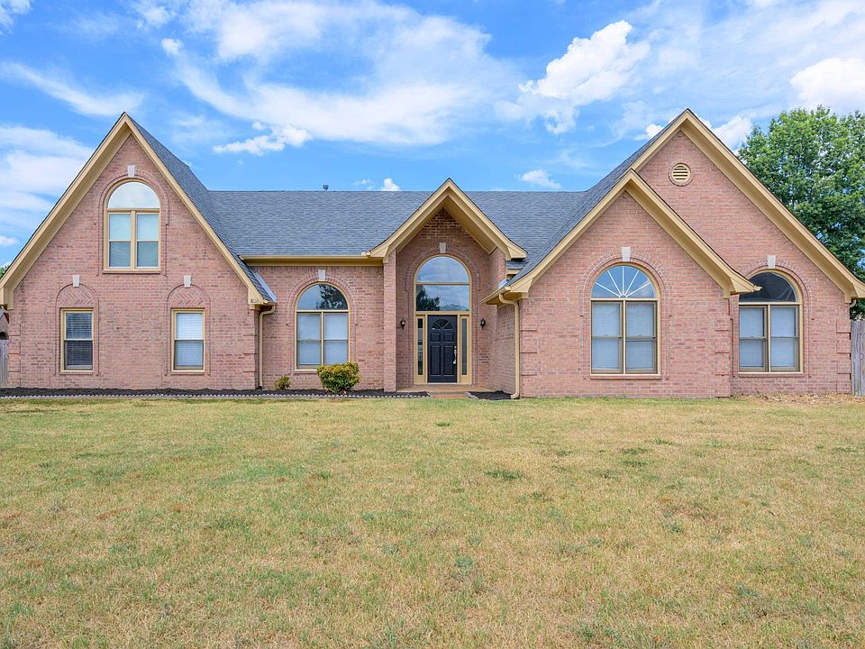 1st image of 8016 Cale Falls Ln