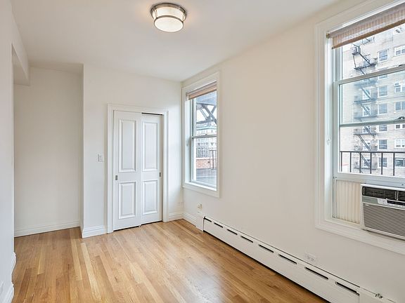 4th image of 317 W 89th St APT Phe