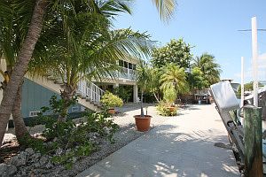 5th image of 24773 Park Dr
