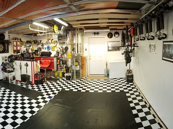Garage Wide Angle