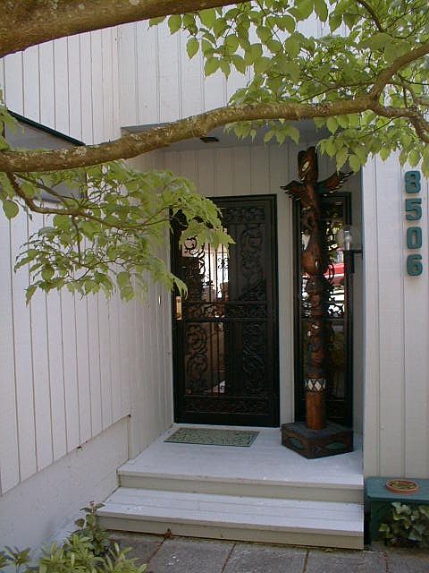 1st image of 8506 Goodman Dr NW