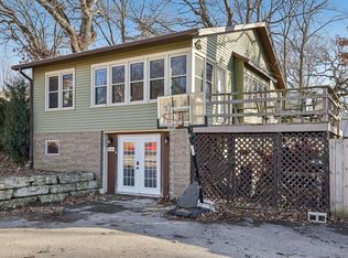 N4564 Warne Ave, Cambridge, WI 53523