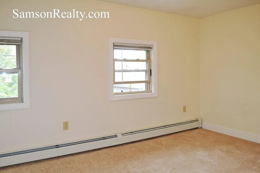 Building Photo - 356 Wickenden St #3