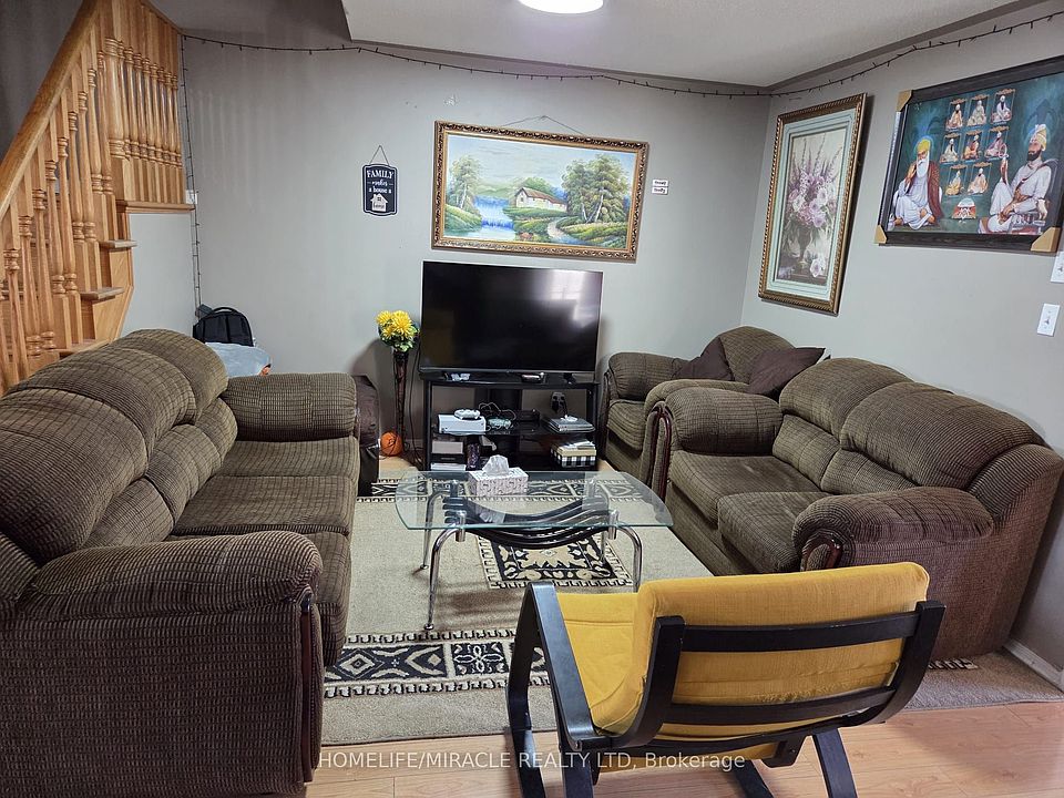 1st image of 62 Skylar Cir