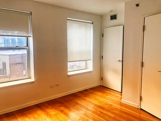 Rented by Bedford Realty USA Corp | media 20