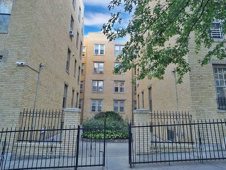 1st image of 549 41st St APT 1A