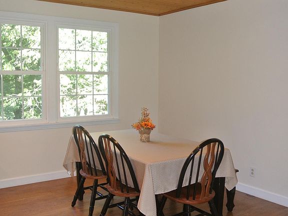 5th image of 1804 Theresa Dr