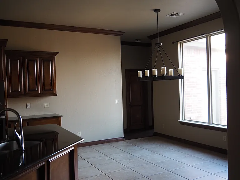 eat in kitchen area
