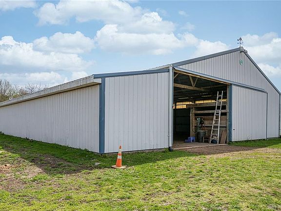 4th image of 13455 Brookville Pyrmont Rd