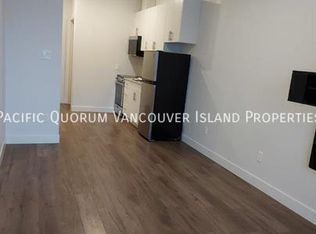 430 5th St #202, Courtenay, BC V9N1J8