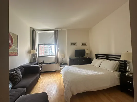 Rented by Oxford Property Group | media 3