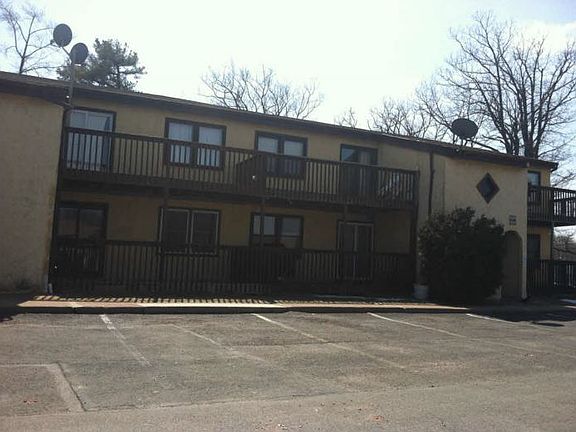 3rd image of 107 Snowshoe Ct APT 124