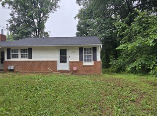 202 Bookington Dr, Lexington, NC 27292