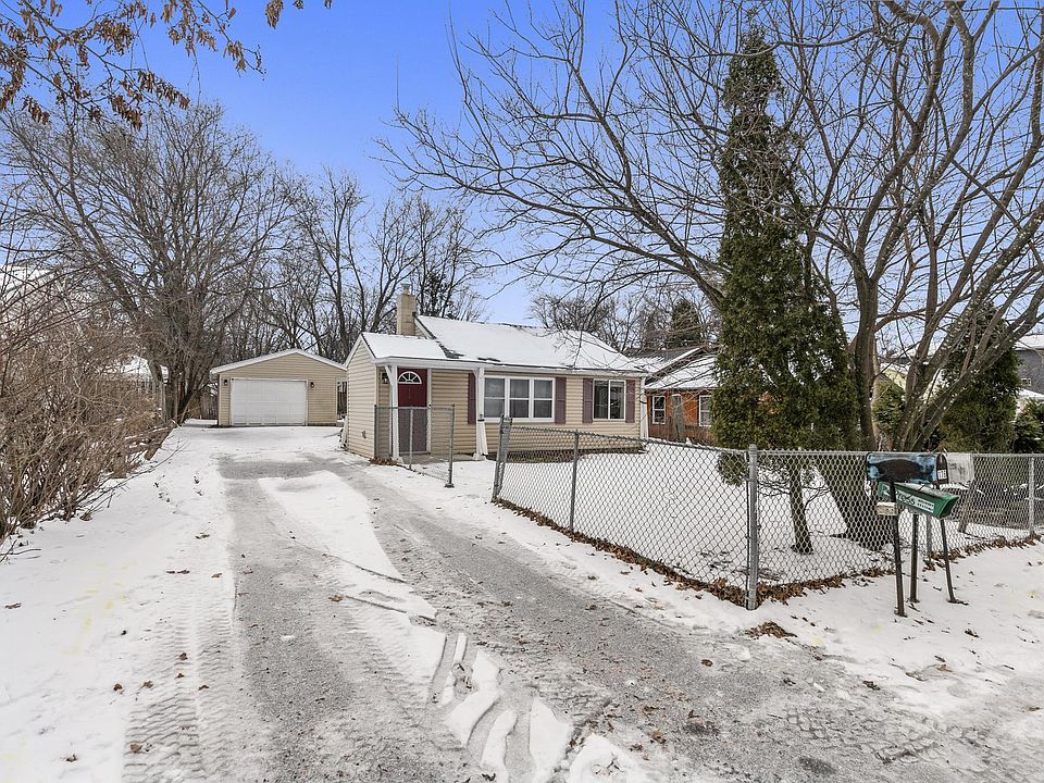 1st image of 176 Hanson Rd