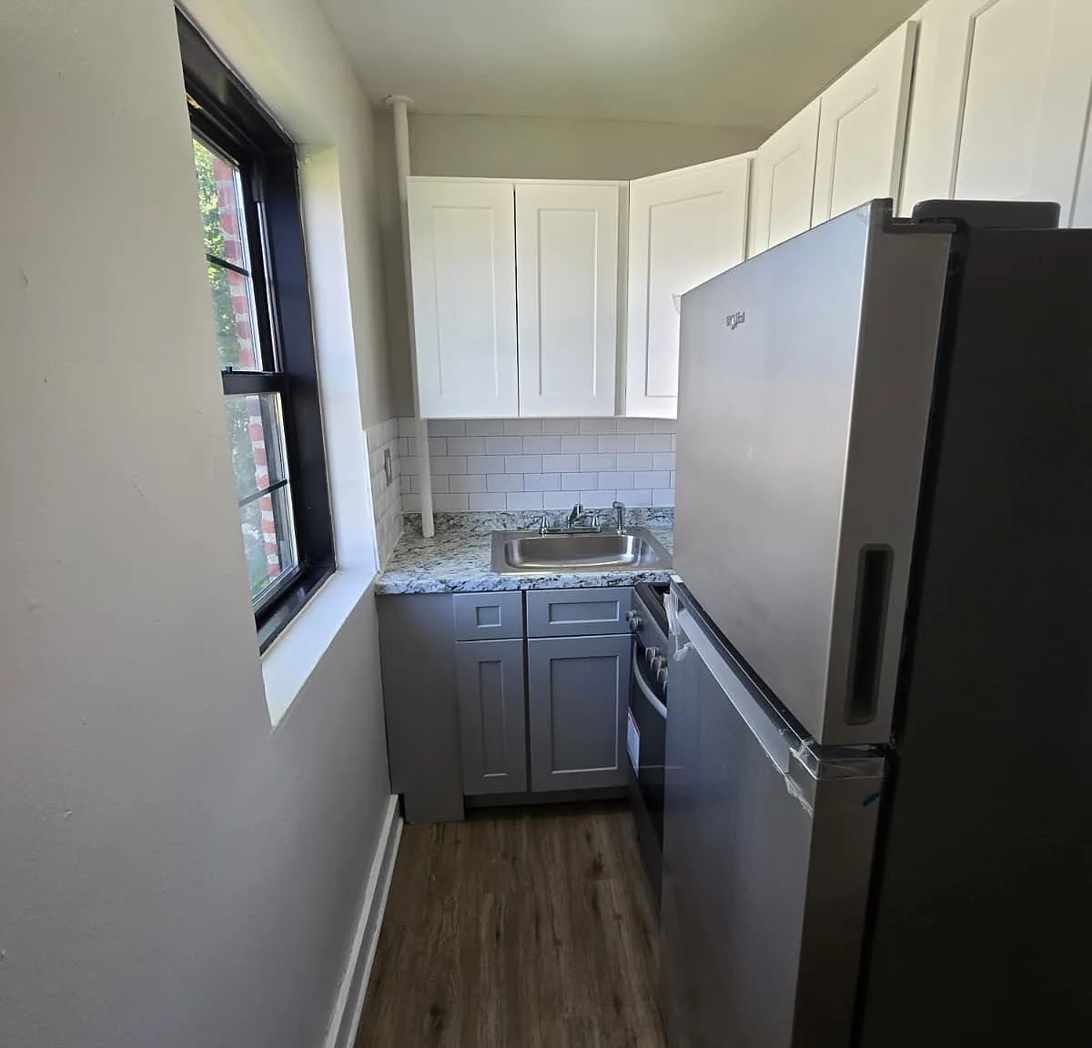 2 bed, $1,950 — Photo 2