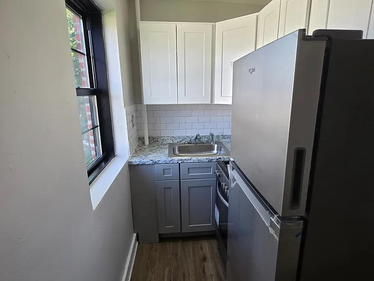 109 Belgrove Dr #2CA — Photo 2