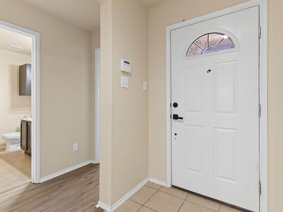 1st image of 1105 Grand National Blvd