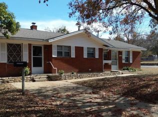 325 Glenn Dr, Weatherford, TX 76086
