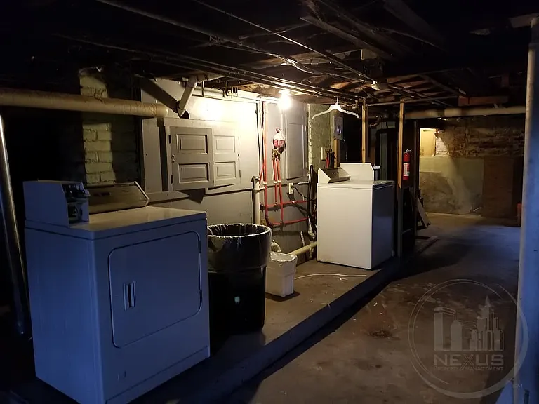231 Cato St #2R — Photo 13