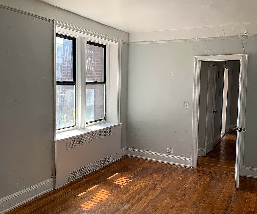 1st image of 33-38 Parsons Blvd APT 4J