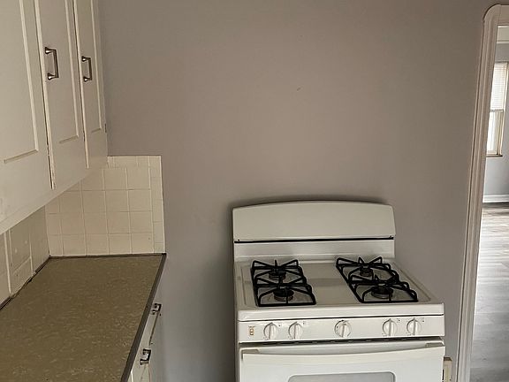 4th image of 17803 Harvard Ave #2