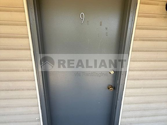 2nd image of 32 Mary St #9