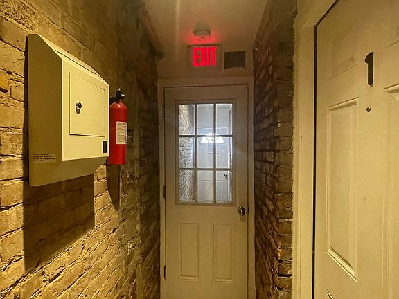 5th image of 16 Wallis Ave #2
