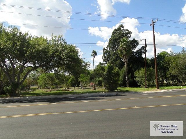 2nd image of 1207 N Minnesota Ave