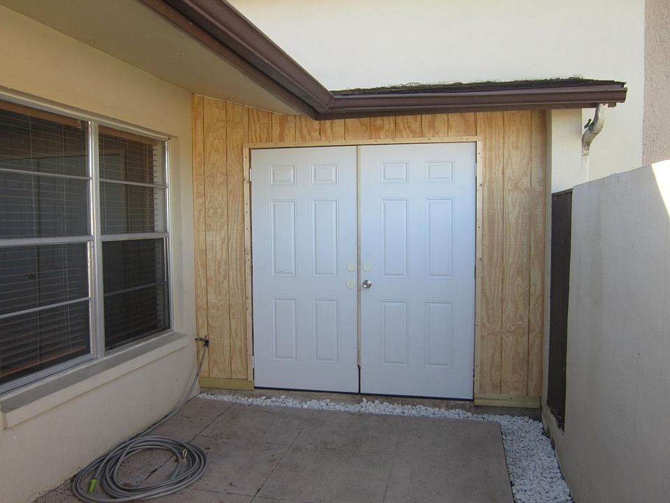 2nd image of 6224 Principia Dr #2