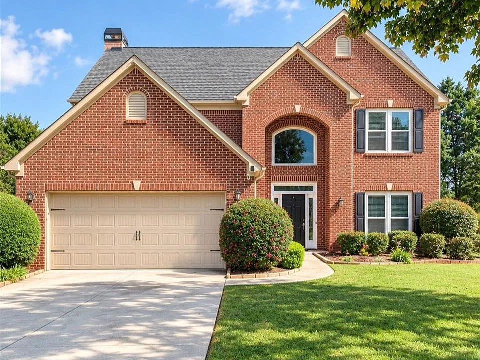 2435 Cross Springs Dr