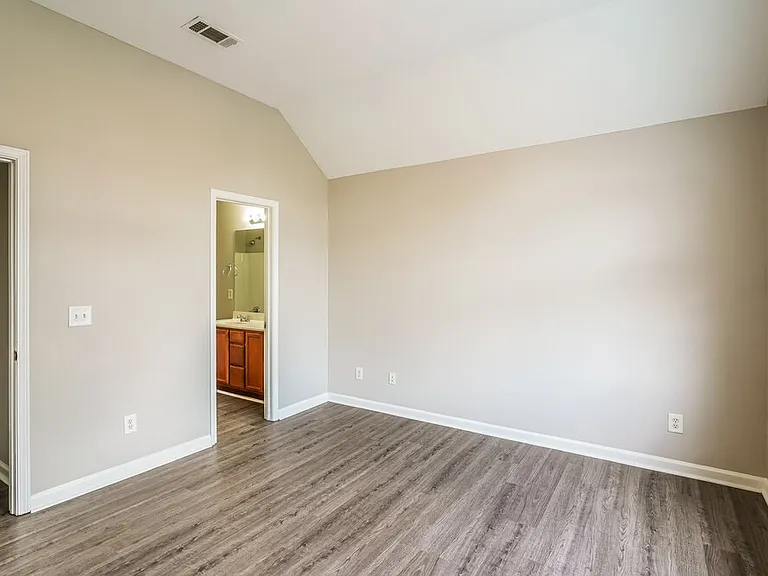 8033 Logan Dr — Photo 10